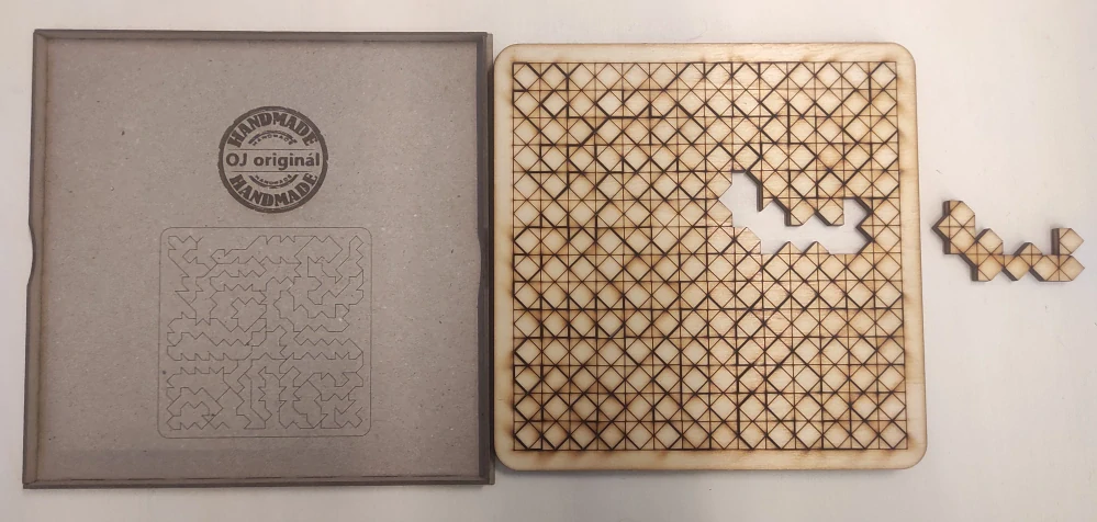 Fraktální puzzle Čtverce+ trojúhelníky