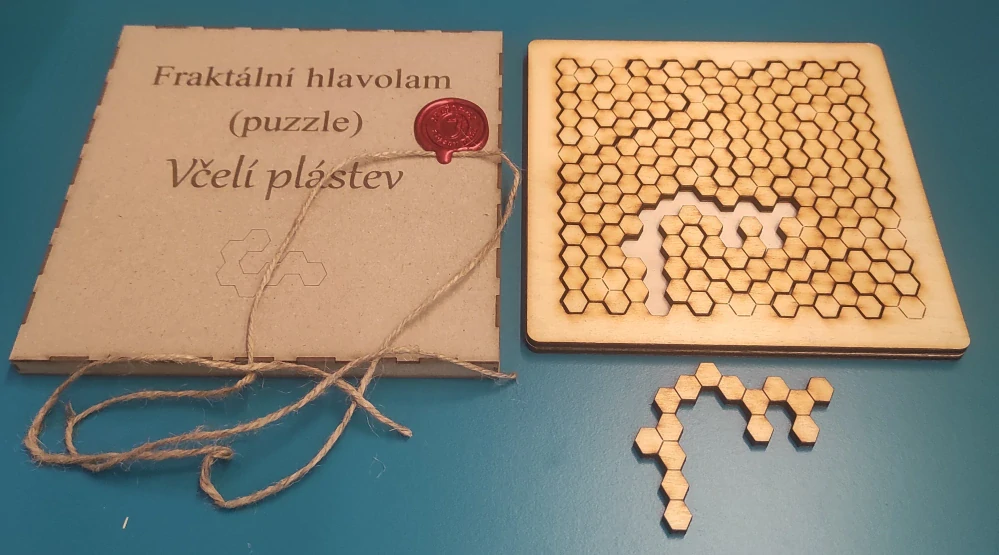 Fraktální puzzle Včelí plástev